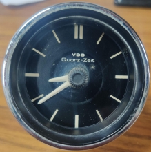 Reloj horario Mercedes-Benz W115 1974